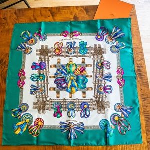 Gorgeous Hermès ‘Les Rubans Du Cheval’ silk scarf